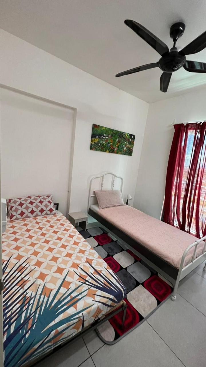 D Naurah Meritus Guesthouse Perai Exterior foto