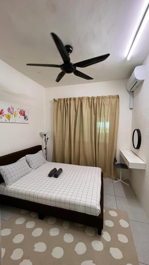 D Naurah Meritus Guesthouse Perai Exterior foto